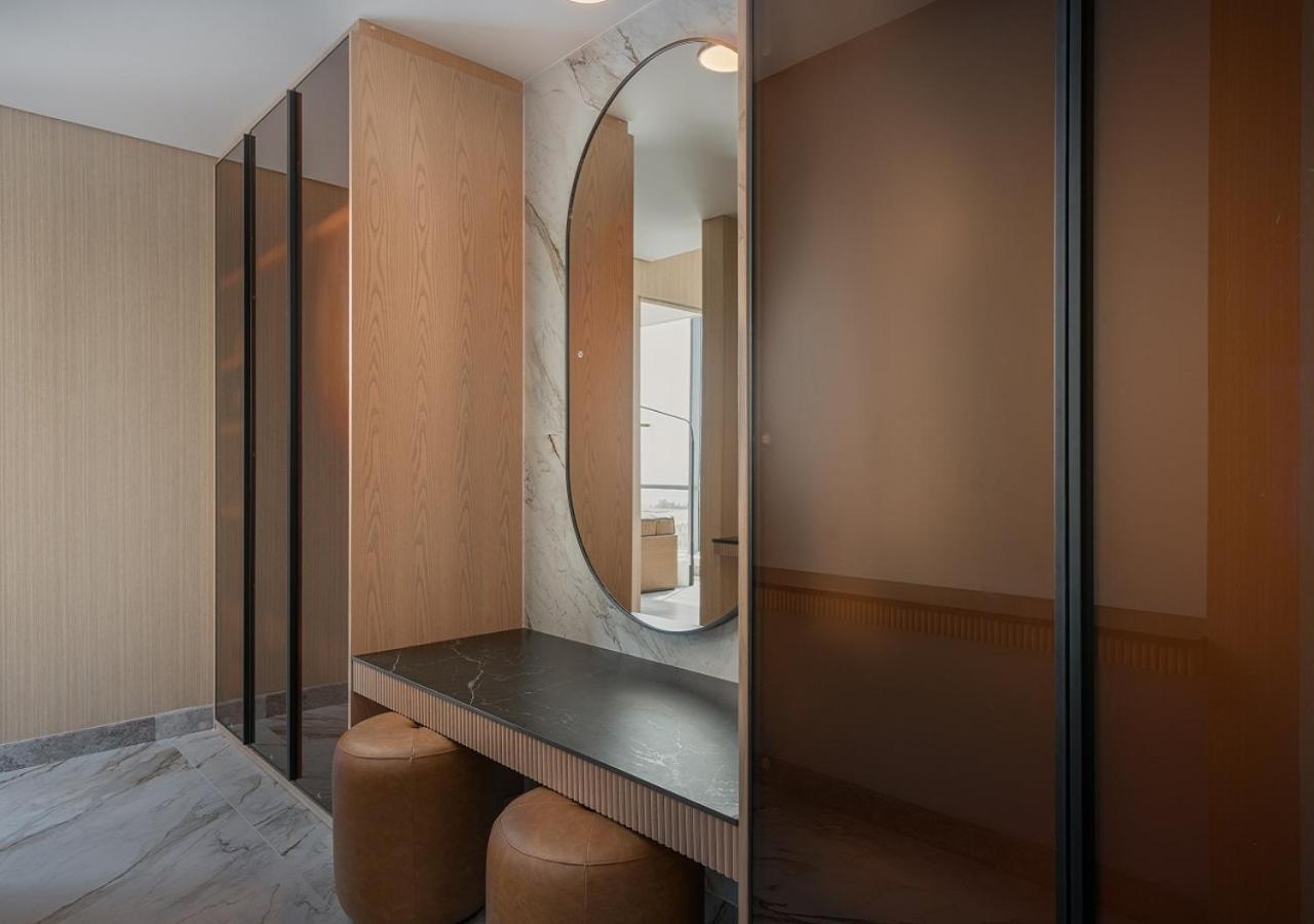 Joudyan Red Sea Mall Jeddah By Elaf מראה חיצוני תמונה A dressing table in a hotel room